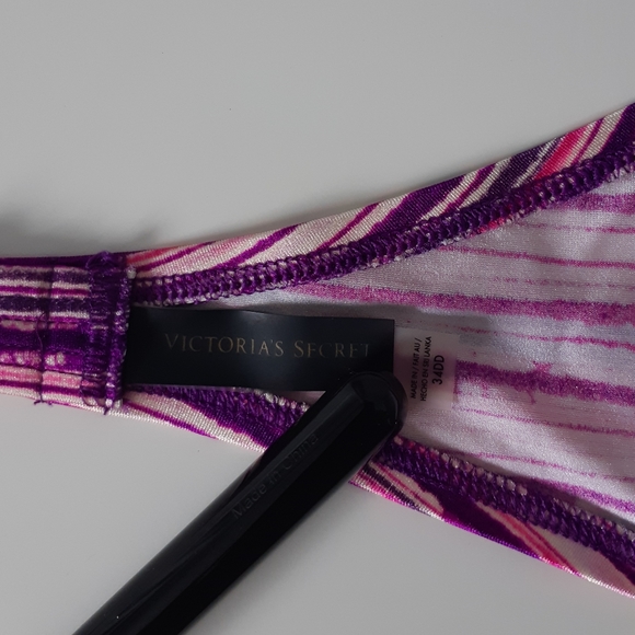 Victoria Secret bikini/bandeau top - Picture 3 of 5